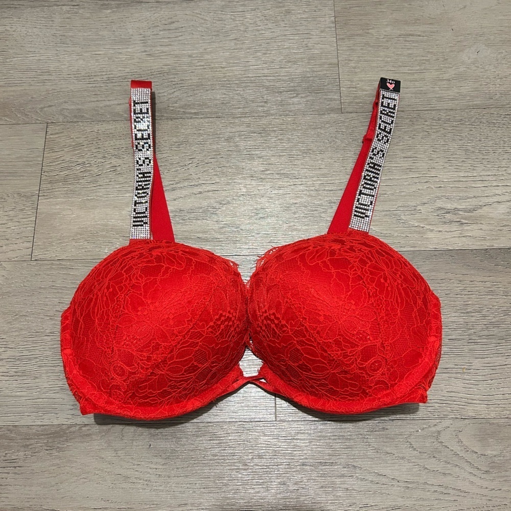 Red Bombshell Victoria Secret Rhinestone Bra! 34D!